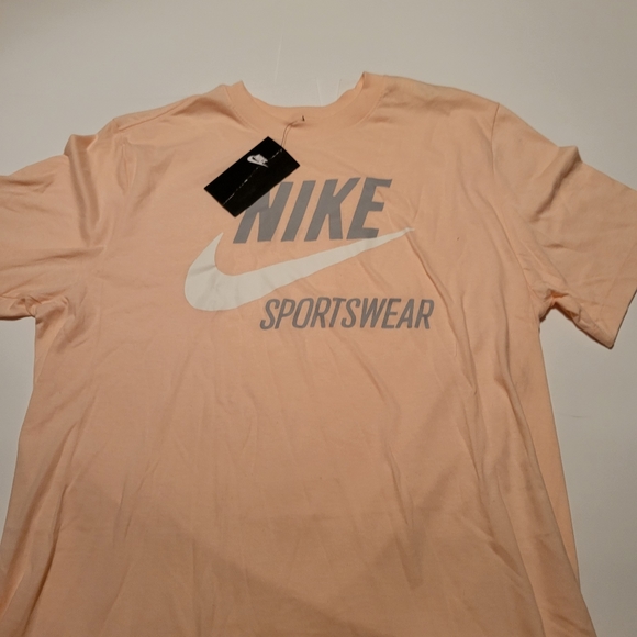 Men's T-Shirt Nike Sportswear Club - Picture 4 of 16